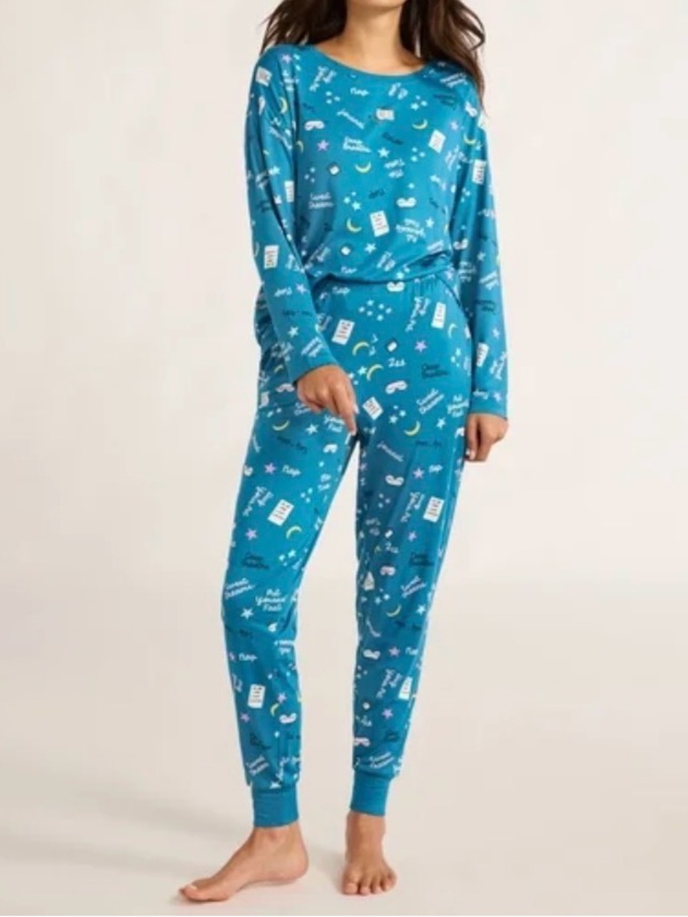 Joyspun Women’s Long Sleeve Tee and Jogger Pants Pajama Set, 2-Piece